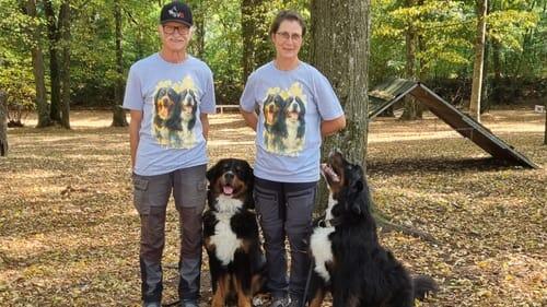 Kundenfoto: Familie mit zwei Hunden